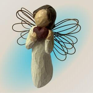 Willow Tree Angel of the Heart Figurine